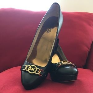 Michael Kors leather shoes, 9 1/2